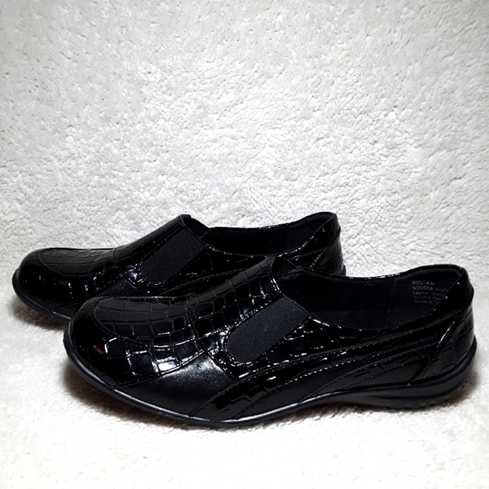 Ingaro Hoopla Shiny Black Slip On Loafers Size 8